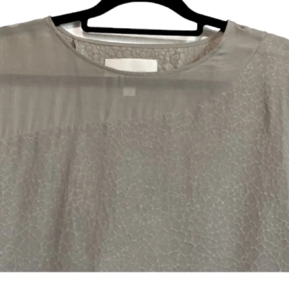 Brochure Walker 100% Silk Gray Textured Blouse Size XS - Picture 2 of 11